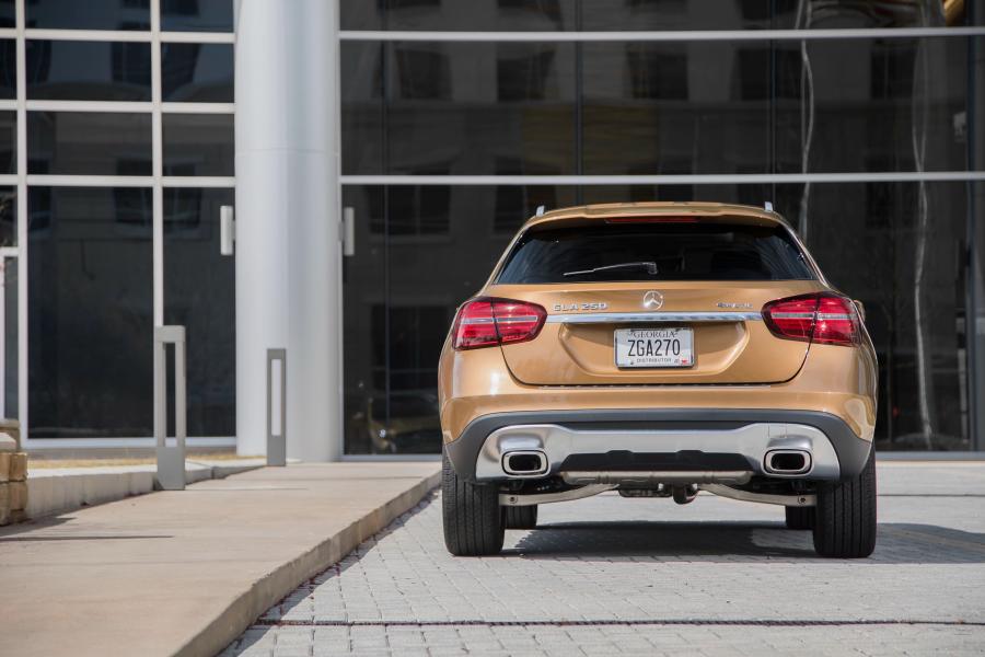  Mercedes-Benz GLA250 4Matic (X156) 2017 года  (NA) (фото 23 из 28)